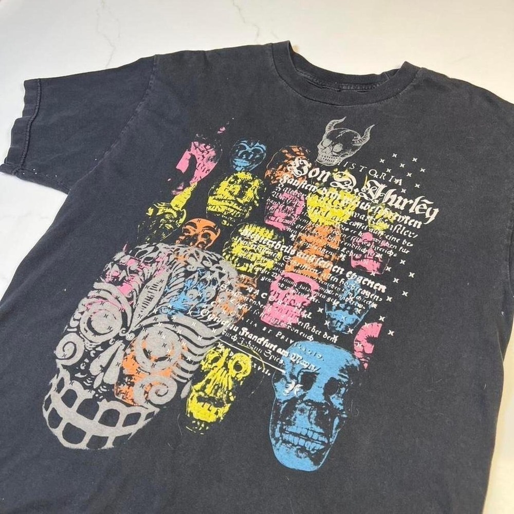 Hurley Mens Graphic Tee Black Skull Collage Gothic Script T-Shirt Large